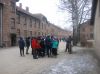 Na terenie byłego niemieckiego nazistowskiego obozu koncentracyjnego Auschwitz.